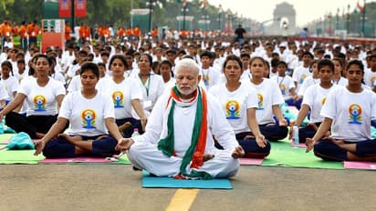 2019 में योग दिवस आयोजनों पर खर्च हुए 38 करोड़ रुपये, स्कूलों में अनिवार्य बनाने की सरकारी योजना नहीं