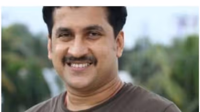 ബാഗ് മോഷണം പോയി, പണമെടുത്തോളൂ, വിലപ്പെട്ട രേഖകള് തിരിച്ചുതന്നാല് മതിയെന്ന് സന്തോഷ് കീഴാറ്റൂര്- വീഡിയോ