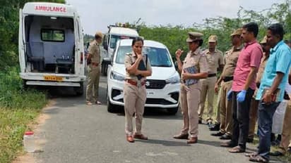 புதுப் பெண் கழுத்தை நெரித்து கொடூர கொலை ! உடலை அமராவதி ஆற்றில் வீசிச் சென்றது கள்ளக் காதலனா ?