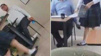 மாணவியின் அந்தரங்க உறுப்பை படம் பிடித்த  ஆசிரியர்..!! குட்டைப்பாவாடைக்கு அடியில் செல்போன் வைத்து திருட்டுத்தனம்..!!