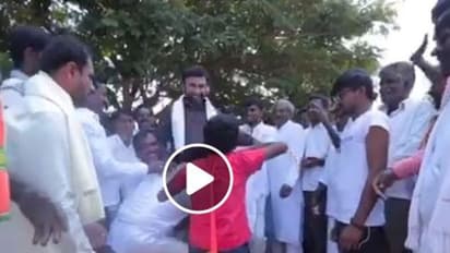 ಸುಧಾಕರ್ ವಿನೂತನ ಪ್ರಚಾರ, ಬಿಜೆಪಿ ಬಾವುಟವೇ ಎಲ್ಲೂ ಇಲ್ಲ, ಯಾಕಂತೆ!