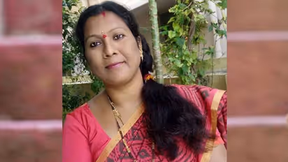 తెలుగు కథ: జరీనా దీదీ -ఎర్ర చమ్కీ చీర