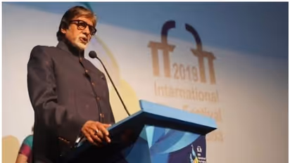 IFFI 2019: Amitabh Bachchan congratulates Usha Jadhav for winning ‘Best Actor’ award