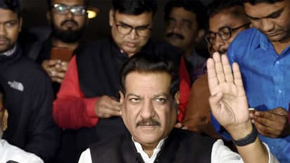 தேசியவாத காங்கிரஸ் – காங்கிரஸ் இடையே டீல் ஓகே … நாளை சிவசேனாவுடன் பேச்சுவார்த்தை …காங்கிரஸ் அதிரடி அறிவிப்பு !!