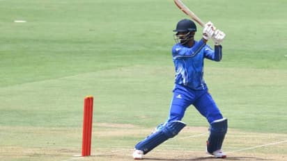 ஏமாற்றிய ஷுப்மன் கில்.. ராகுலின் அதிரடியால் கர்நாடகா அபார வெற்றி