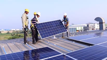 ಲಕ್ಷ ದಾಟುತ್ತಿದ್ದ ವಿದ್ಯುತ್ ಬಿಲ್ ಸಾವಿರಕ್ಕಿಳಿಯಿತು..! ಸಕ್ಸಸ್ ಆಯ್ತು ವೈದ್ಯ ದಂಪತಿ ಪ್ಲಾನ್