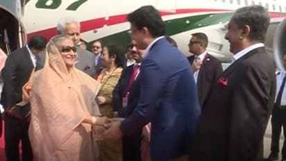 পিঙ্ক বল টেস্টের সাক্ষী হতে কলকাতায় হাসিনা, বৈঠক হবে মমতার সঙ্গেও