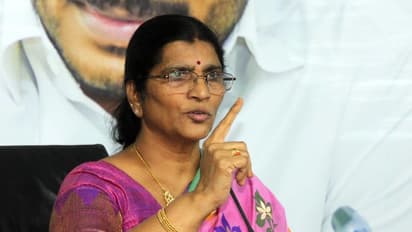 ఎన్టీఆర్ ఆశయాలను అమలు చేసేవారే నిజమైన వారసులు: లక్ష్మీపార్వతి