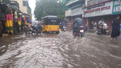 மீண்டும் கனமழை எச்சரிக்கை..! எந்தெந்த மாவட்டங்களில் வெளுத்து வாங்கப்போகுது  தெரியுமா..?