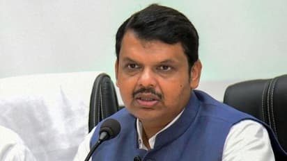 ಅತಿ ಶೀಘ್ರವಾಗಿ ಮನೆ ಖಾಲಿ ಮಾಡಿದ ಫಡ್ನವೀಸ್ ಕುಟುಂಬ