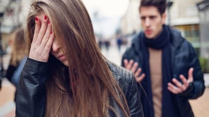 সম্পর্ক সুস্থ এবং স্বাভাবিক রাখতে মাথায় রাখুন এই বিষয়গুলি