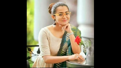 ಸಂಪುಟದಿಂದ ಶೈಲಜಾ ಹೊರಕ್ಕೆ: ನಮ್ಮ ಟೀಚರನ್ನು ಮತ್ತೆ ಕರೆತನ್ನಿ ಎಂದ ಸೆಲೆಬ್ರಿಟಿಗಳು