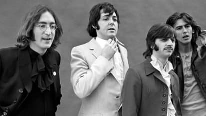 আপনি কি জানেন কলকাতায় এসেছিল বিটলস, শহরেরই একটি দোকানে বাদ্য়যন্ত্র কিনতে