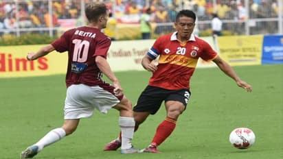 ঝুলে রইল কলকাতা ডার্বির ভবিষ্যৎ, পিছিয়ে দেওয়ার পক্ষে সওয়াল মুখ্যমন্ত্রীর