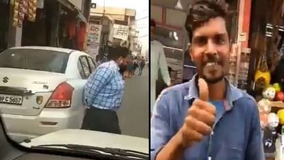 ಆಧುನಿಕ ಬಾಹುಬಲಿ; ನಡು ರಸ್ತೆಯಲ್ಲಿದ್ದ ಸ್ವಿಫ್ಟ್ ಕಾರನ್ನೇ ಎತ್ತಿ ಬದಿಗಿಟ್ಟ ಚಾಲಕ!