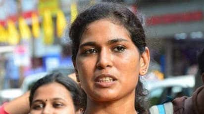 'പിരിച്ചുവിടാനുള്ള കുറ്റമെന്താണ് ഞാൻ ചെയ്തത്? അപ്പീൽ നൽകും, നിയമപരമായി മുന്നോട്ട് പോകും'; രഹ്ന ഫാത്തിമ