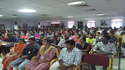 226 మంది యువతకు క్యాంపస్ ఇంటర్వ్యూలో ఇన్ఫోసిస్ ఉద్యోగాలు