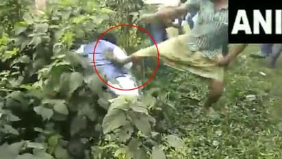 पश्चिम बंगाल में हुए उपचुनाव में जमकर पीटे गए भाजपा प्रत्याशी, चुनाव आयोग में मांगी रिपोर्ट