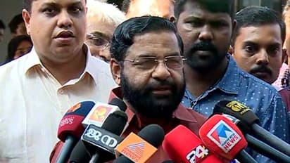 തിരുവനന്തപുരം നഗരം അടയ്ക്കില്ല; എല്ലാ പഞ്ചായത്തിലും ക്വാറന്റീന് കേന്ദ്രങ്ങള്, 2 പൊലീസുകാര് നിരീക്ഷണത്തില്