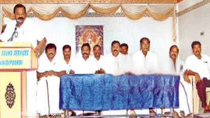 திமுகவினர் மீது அதிமுககாரனின் தூசு பட்டால் கூட அவன் கையிருக்காது... மாவட்டச்செயலாளரின் பேச்சால் அதிர்ச்சி..!