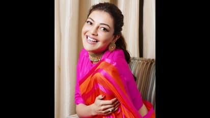 பிங்க் நிற புடவையில் கூல் லுக்... சோசியல் மீடியாவில் வைரலாகும் காஜல் அகர்வால் லேட்டஸ்ட் போட்டோஸ்...!