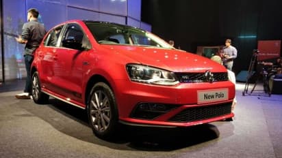 அடுத்து ஆட்சிக்கு வந்தால் வீட்டுக்கு ஒரு கார்... தமிழக வாக்காளர்களுக்கு அசத்தல் வாக்குறுதி..!