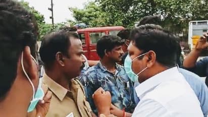 கோட்டூர்புரத்தை துர்நாற்றபுரமாக்கிய சென்னை மாநகராட்சி...!!! பொதுமக்கள், பள்ளி மாணவர்கள் கொந்தளிப்பு, சாலைமறியல்...!!!