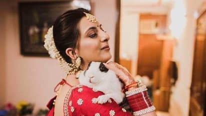 নিজের বিয়েতে উদ্দাম নাচলেন নববধূ, সঙ্গত দিলেন দুলহে রাজা, ভাইরাল হল ভিডিও