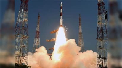 విజయవంతంగా నింగిలోకి దూసుకెళ్లిన పీఎస్ఎల్వీసీ-48