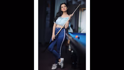 ನೋಟದಲ್ಲೇ ಮಳ್ಳ ಮಾಡ್ತಾಳೆ ಈ ಮಿಲ್ಕ್ ಬ್ಯೂಟಿ!