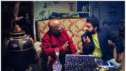 ഉഡായിപ്പുകളുമായി  വിക്രമനും മുത്തുവും; ബാലരമയിലെ കഥാപാത്രങ്ങള്‍ നാട്ടിലിറങ്ങിയാല്‍...