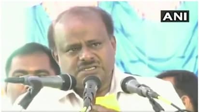 'അവിടെ ഞാന്‍ അടിമയായിരുന്നു, നിങ്ങളെന്നെ  കരയിച്ചു'; വികാരാധീനനായി കുമാരസ്വാമി