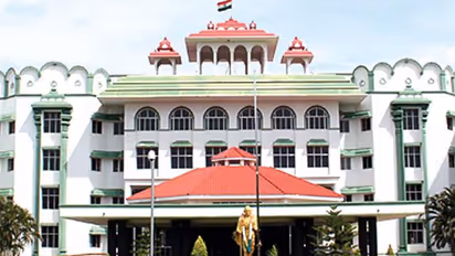 மேலவளவு கொலை வழக்கில் விடுதலை செய்யப்பட்ட 13 பேருக்கு புது தண்டனை !!  உயர்நீதிமன்றம் அதிரடி !!