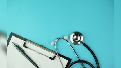 চিকিৎসকের কাছে গেলে ভুলেও এই বিষয়গুলি লুকাবেন না, ঘটতে পারে মহা বিপদ