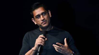 இந்திய கிரிக்கெட்டில் எதிர்காலம் என்ன..? மௌனம் கலைத்த தோனி.. வெயிட் அண்ட் சீ