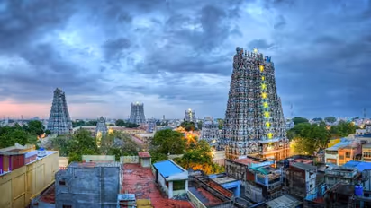 மீனாட்சி அம்மன் கோவிலுக்கு வெடிகுண்டு மிரட்டல்... அலறியபடி அவசர அவசரமாக வெளியேறிய பக்தர்கள்..!