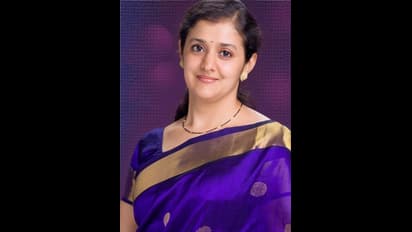 ಹೊಸ ಬಾಬ್ ಲುಕ್‌ನಲ್ಲಿ ಕನ್ನಡದ ಖ್ಯಾತ ಗಾಯಕಿ ಅರ್ಚನಾ ಉಡುಪ