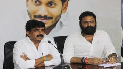 చంద్రబాబు ఓ నీచుడు...అందుకే చెప్పులతో స్వాగతం..: కొడాలి నాని