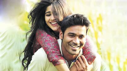 நச்சுன்னு பொருந்தும் நீலாம்பரி வசனம்... 3 வருஷம் ஆனாலும் மவுசு குறையாத "எனை நோக்கி பாயும் தோட்டா"... தியேட்டர்களை தும்சம் செய்யும்   தனுஷ் ரசிகர்கள்...!