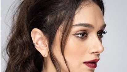 ரொம்ப ஸ்ட்ரிக்ட்... ஷூட்டிங் ஸ்பாட்டில் இயக்குநர்களையே மிரட்டுகிறாரா அதிதி ராவ்!