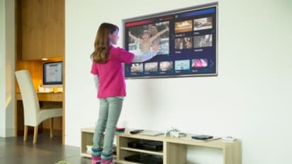 সাধ্যের মধ্যে ৫৫ ইঞ্চি অ্যানড্রয়েড টিভি আনল শাওমি, দেখে নিন দাম ও ফিচার