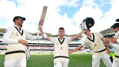 వార్నర్ ని హడలెత్తించిన బౌలర్ బౌలింగ్ సీక్రెట్ చెప్పేసాడోచ్!