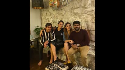 நைட் பார்ட்டி கொண்டாடிய நயன்... டர்க்கி சிக்கன் உடன் மேஜிக் வீடியோ... மூக்குத்தி அம்மன் விரதம் என்னாச்சு... லேடி சூப்பர் ஸ்டாரை வறுத்தெடுக்கும் நெட்டிசன்கள்..!