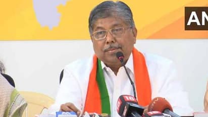 ಧಮ್ಕಿ ಹಾಕಬೇಡಿ, ಬೆಳಗಾವಿಗೆ ಬಂದೇ ಬರ್ತೇವೆ!: ಗಡಿ ಸಚಿವ ಚಂದ್ರಕಾಂತ ಪಾಟೀಲ್