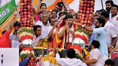 'ಸೇಬಿನ ಹಾರ ಹಾಕಿಸ್ಕೊಂಡು ಮುಂದಿನ ಊರಿಗೆ ಹೋಗೋದಷ್ಟೆ ಡಿಕೆಶಿ ಕೆಲಸ'..!