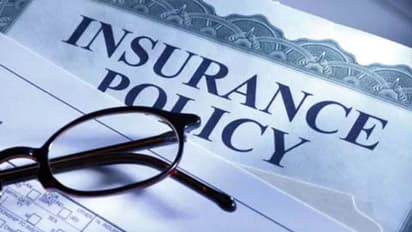 തോന്നിയ പോലെ സറണ്ടർ ചാർജ് ഈടാക്കാനാകില്ല, ഇടപെടലുമായി ഐആർഡിഎ