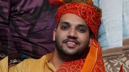 నటి సంజన ఫిర్యాదు ఎఫెక్ట్: బీజేపీ నుండి ఆశిష్ గౌడ్‌ సస్పెన్షన్