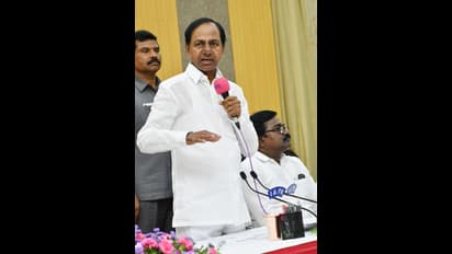 మున్సిపల్ ఎన్నికలు, ఆర్టీసీ సమ్మె ఎఫెక్ట్: దానిపై కేసీఆర్ వెనక్కి..