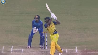 ತಮಿಳುನಾಡಿಗೆ ಸತತ 2ನೇ ಶಾಕ್; ಮುಷ್ತಾಕ್ ಆಲಿ ಟ್ರೋಫಿ ಗೆದ್ದ ಕರ್ನಾಟಕ!