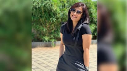 একাধিক চুম্বন থেকে বিছানায় অন্তরঙ্গতা, নয়া অবতারে ধরা দিলেন শ্বেতা